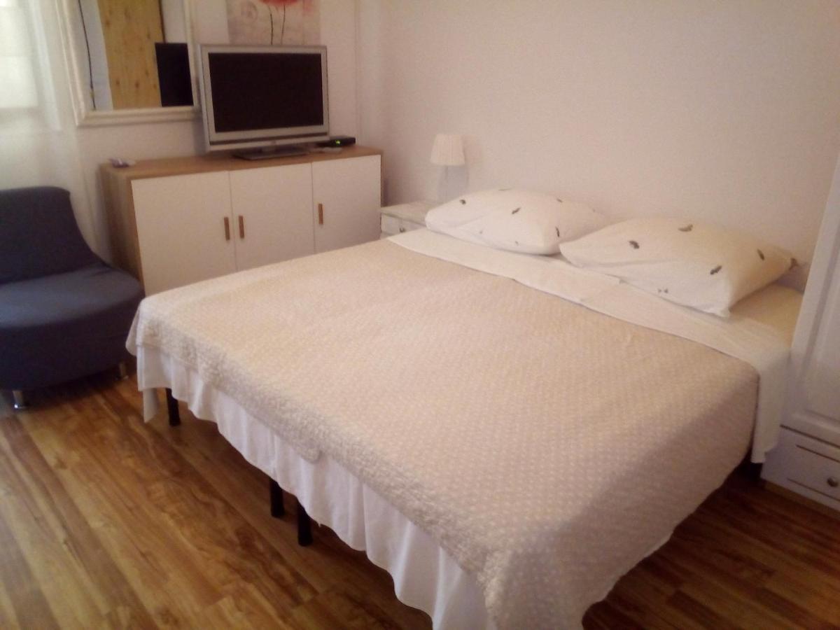 Apartments Maris Porec Exterior photo