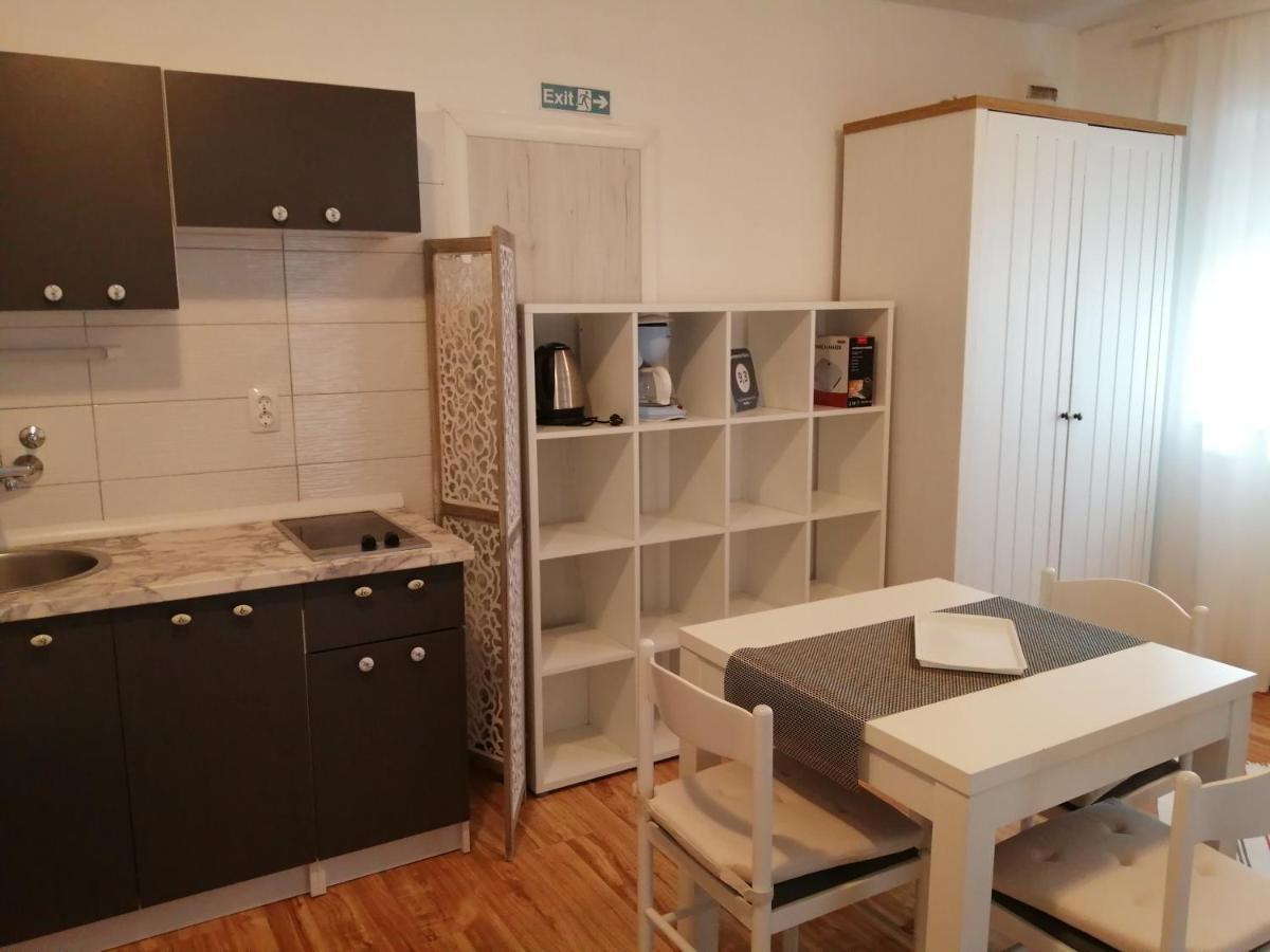 Apartments Maris Porec Exterior photo