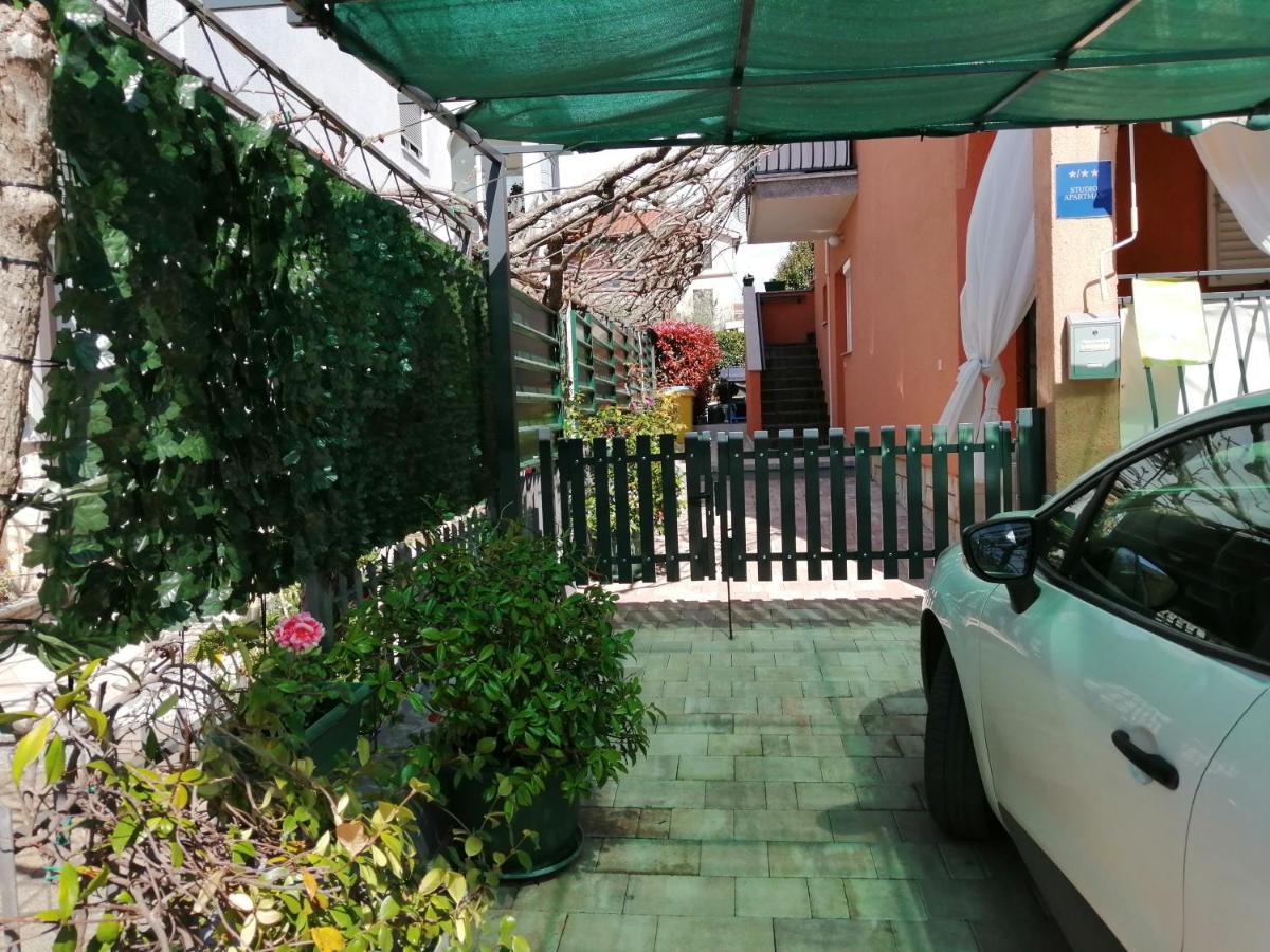 Apartments Maris Porec Exterior photo